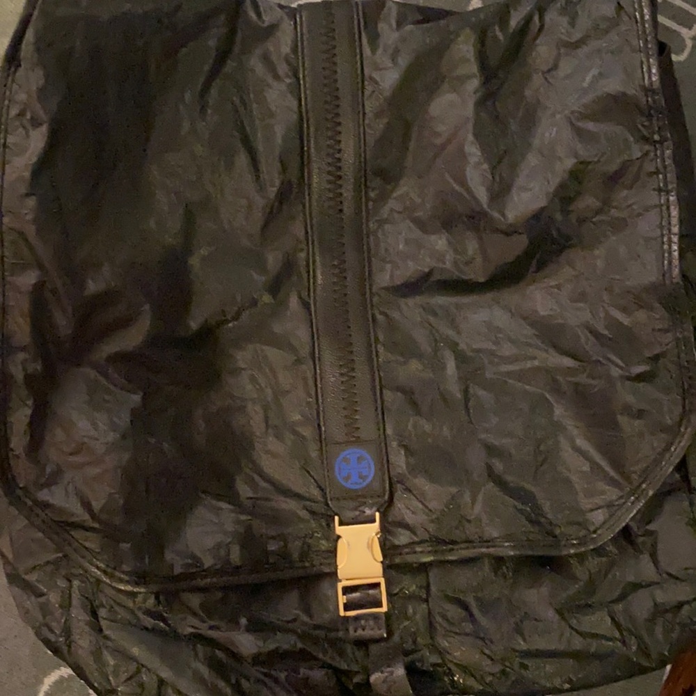 Tory Butch Nylon messenger bag with leather